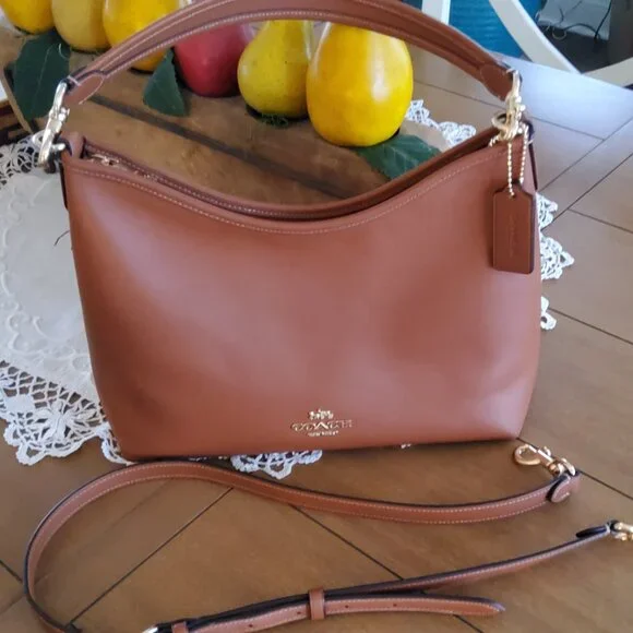 Coach Laurel Shoulder Bag CBG99 in Tan - Picture 1 of 10